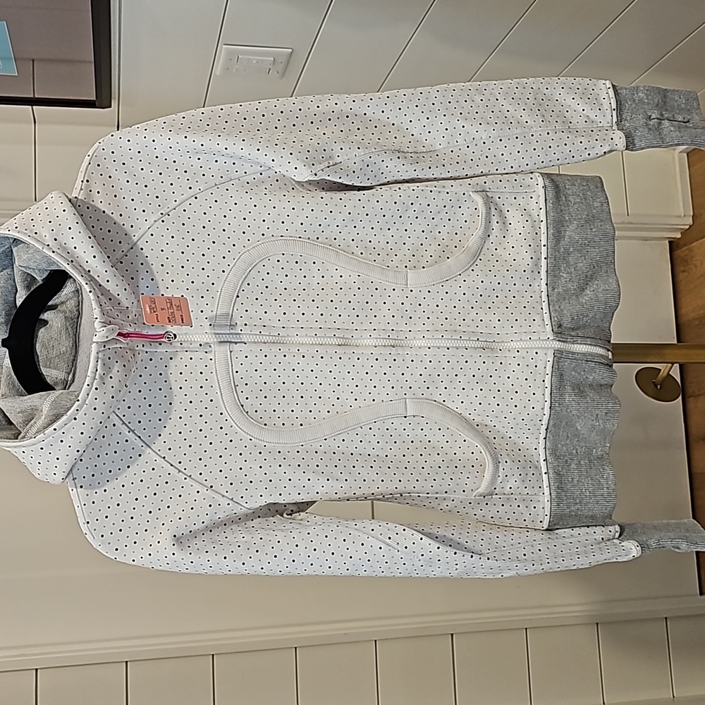Lululemon Scuba Hoodie *Stretch (Lined Hood)